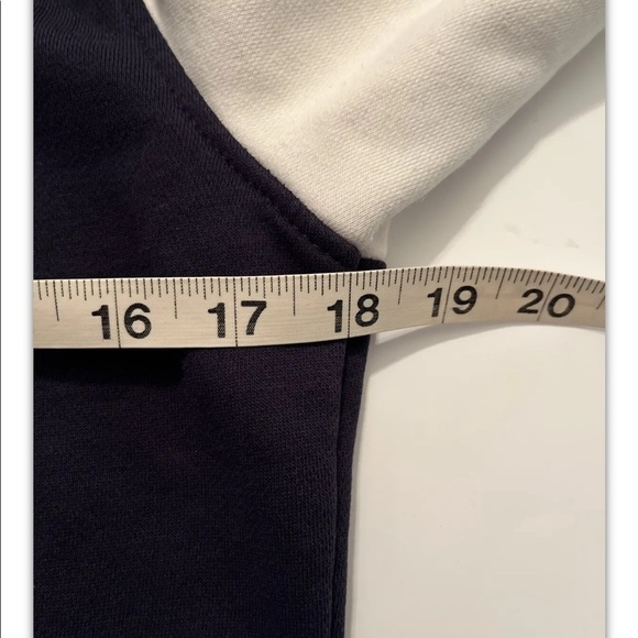 TEENIE WEENIE Twteenie  Sz L  Sweatshirt Cream Sleeves Teddy Bear Embroidered - Picture 5 of 8